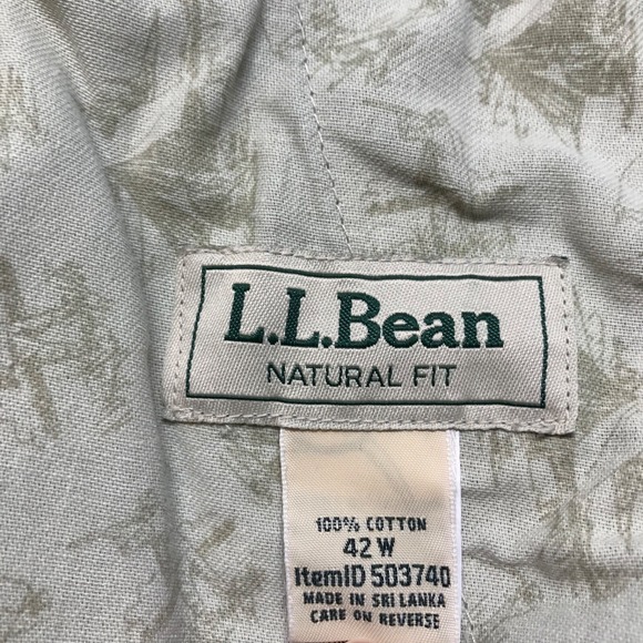 L.L. Bean Shorts Mens Size 42 Gray Cargo Ripstop Allagash Hiking Cotton Canvas‎ - Picture 3 of 10